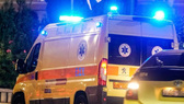 Τρομακτικό βίντεο: Μοτοσικλετιστής έχει πάρει φωτιά μετά από τροχαίο και παλεύει με τις φλόγες (Βίντεο)