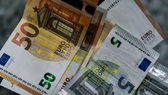 Να επεκταθούν οι αυξήσεις των μισθών και στους ενστόλους της Αστυνομίας, του Λιμενικού και της Πυροσβεστικής ζητά ο Δημήτρης Αβραμόπουλος Ο πρώην υπουργός χαρακτηρίζει δίκαιη την αύξηση των αποδοχών στις Ένοπλες Δυνάμεις αλλά ζητά να επεκταθεί το μέτρο και στους άλλους ένστολους που παρέχουν υπηρεσίες ζωτικής σημασίας