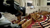 Βουλή: Υπερψηφίστηκε στην Ολομέλεια το φορολογικό νoμοσχέδιο Οικονομια Βουλή: Υπερψηφίστηκε στην Ολομέλεια το φορολογικό νoμοσχέδιο Υπέρ της αρχής του τάχθηκαν μόνο οι βουλευτές της ΝΔ, ενώ «παρών» δήλωσε το ΠΑΣΟΚ και «Όχι» ΣΥΡΙΖΑ μαζί με ΚΚΕ, ΕΛ.ΛΥ, Νέα Αριστερά, Πλεύση Ελευθερίας και ΝΙΚΗ